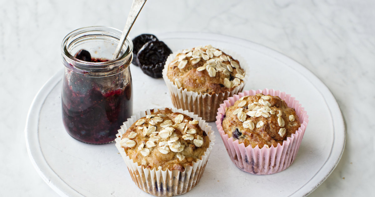 Oatmeal Prune Muffins with Blueberries | Sunsweet Growers