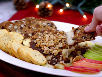 Herb Baked Brie with Apricot Date Spread