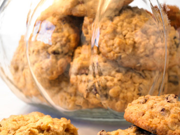 Jan's Amaz!n&trade; Oatmeal Cookies