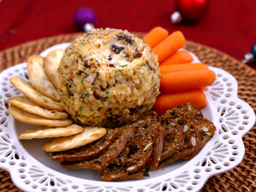 Dried Fruit & Nut Cheeseball