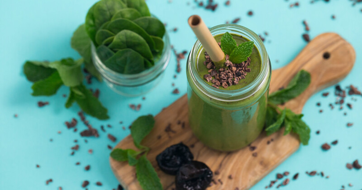 Mint Chip Smoothie Recipe | Sunsweet Growers