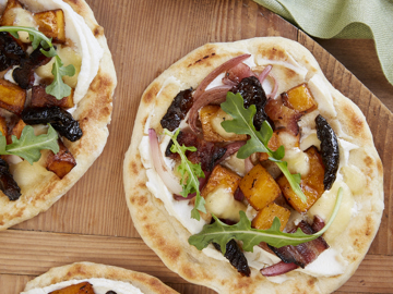 Prune Pizzettes