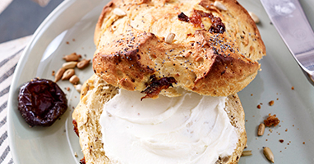 Breakfast Rolls with Prunes and Nuts Recipe | Sunsweet Growers