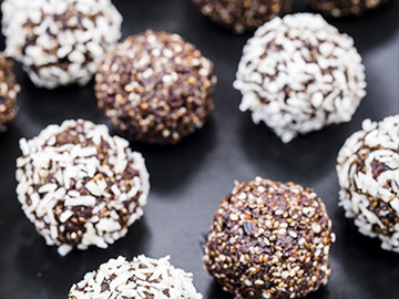 Prune Energy Balls